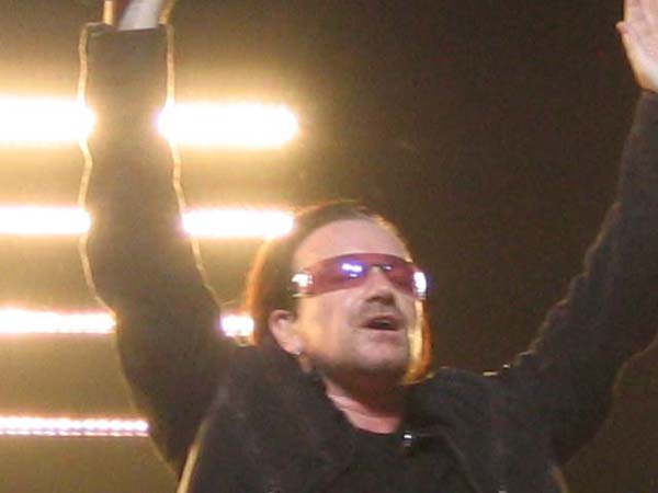 Bono hands up